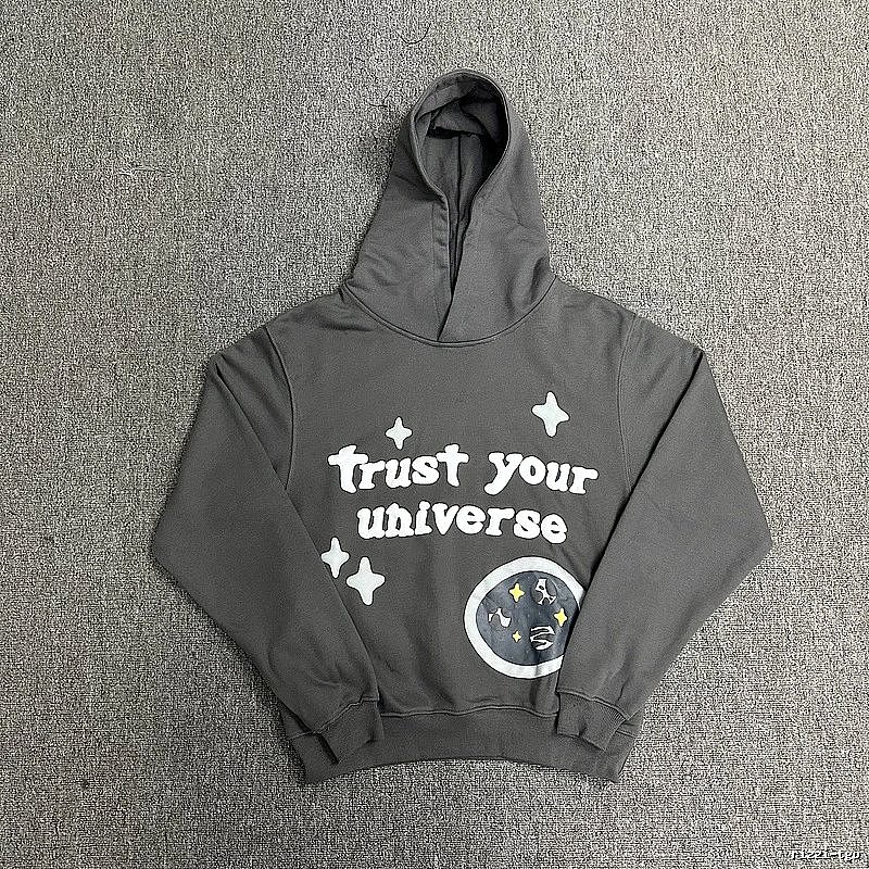 Broken Hearts Style H216 Skull Graphic Hoodie Streetwear Look