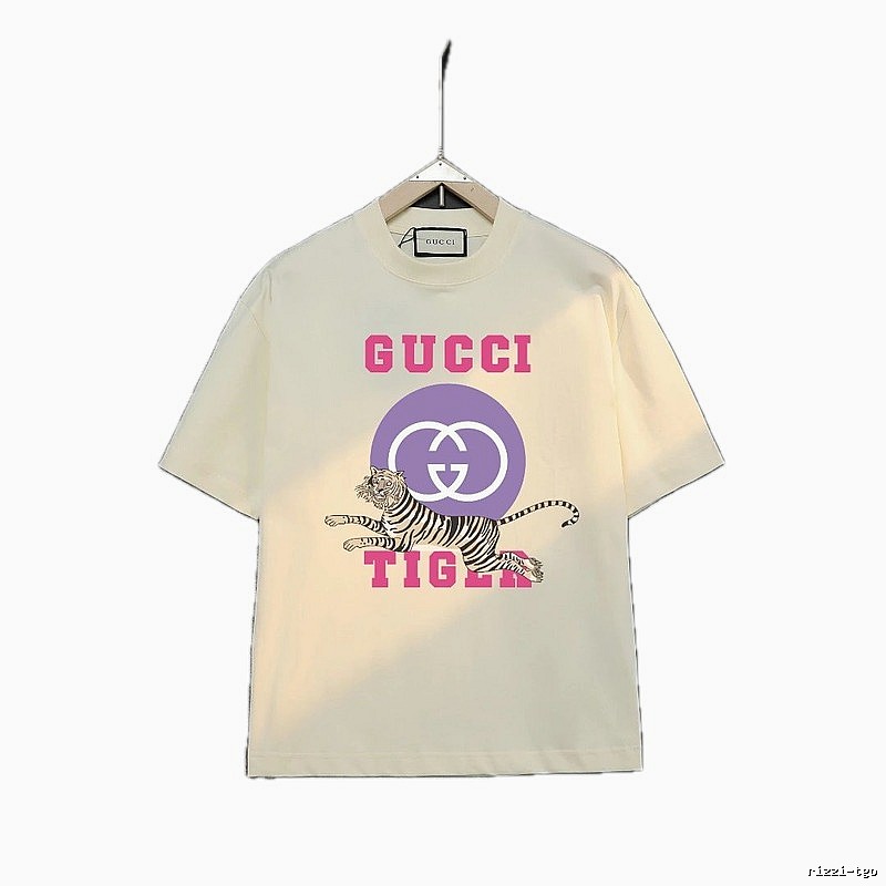 GUCCI Tiger Print T-shirt