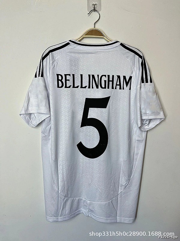 Real Madrid Classic Bellingham #5 soccer jersey White Real Madrid for Daily Styling