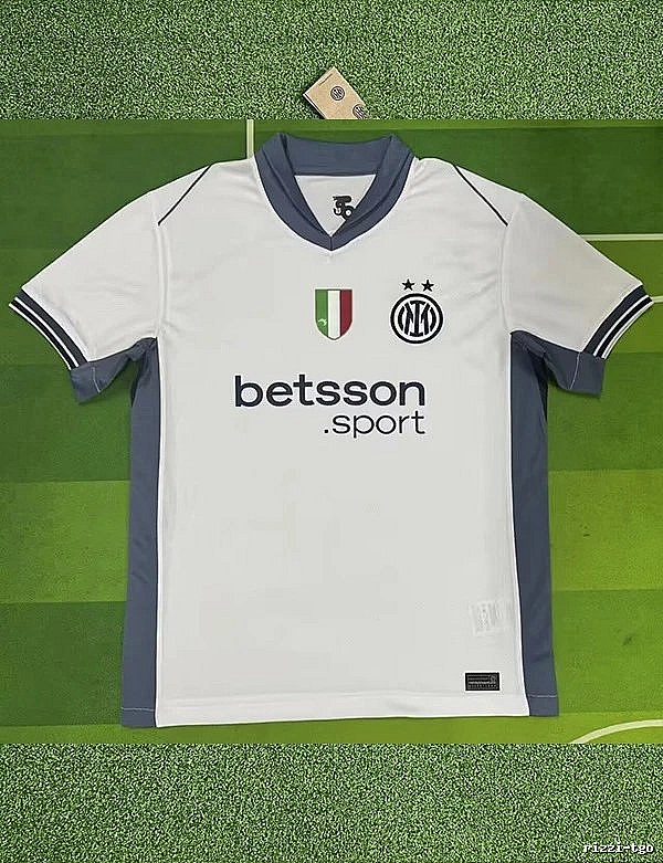 Real Madrid Patterned Home soccer jersey White Real Madrid with Signature Styling