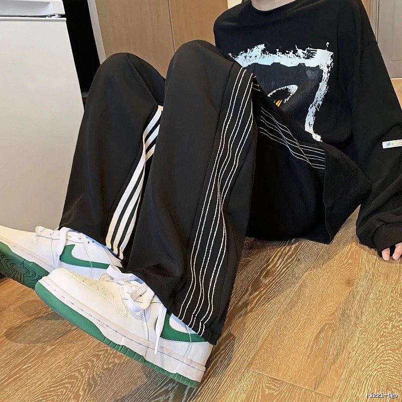 Adidas Classic Track pants Black Relaxed Three for Daily Styling