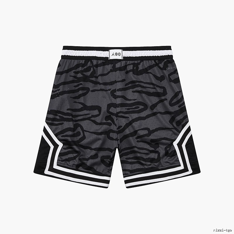 AJ sporty black and grey shorts