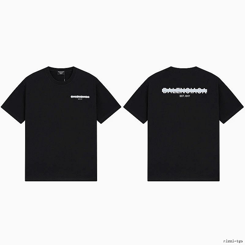 Balenciaga minimalist black T-shirt