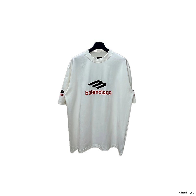 Balenciaga minimalist style white T-shirt