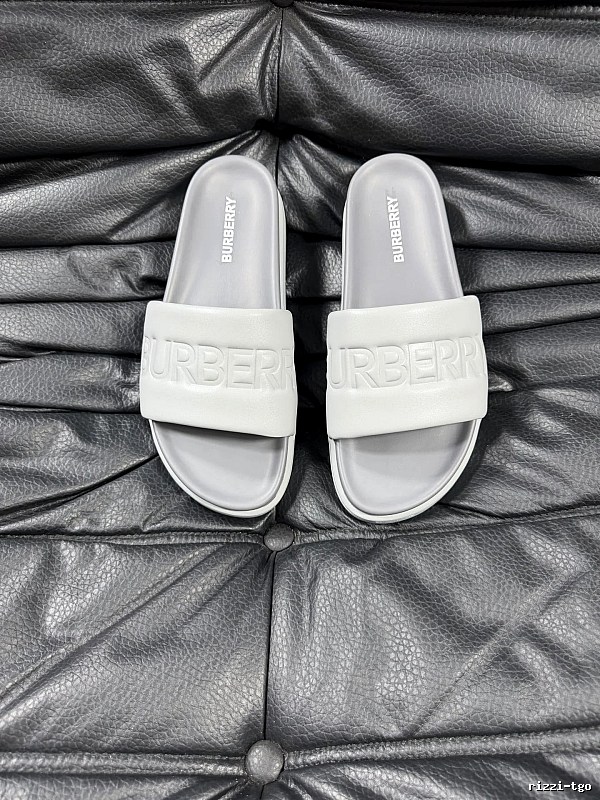 Burberry Embossed Collection Minimalist Style Light Grey Slide Sandals