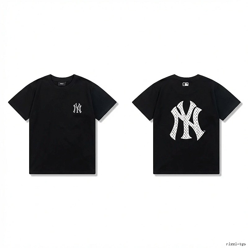 Classic black T-shirt of MLB