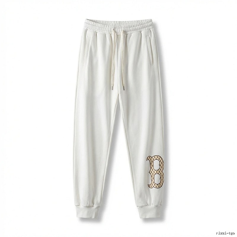 Classic casual white pants in MLB style.