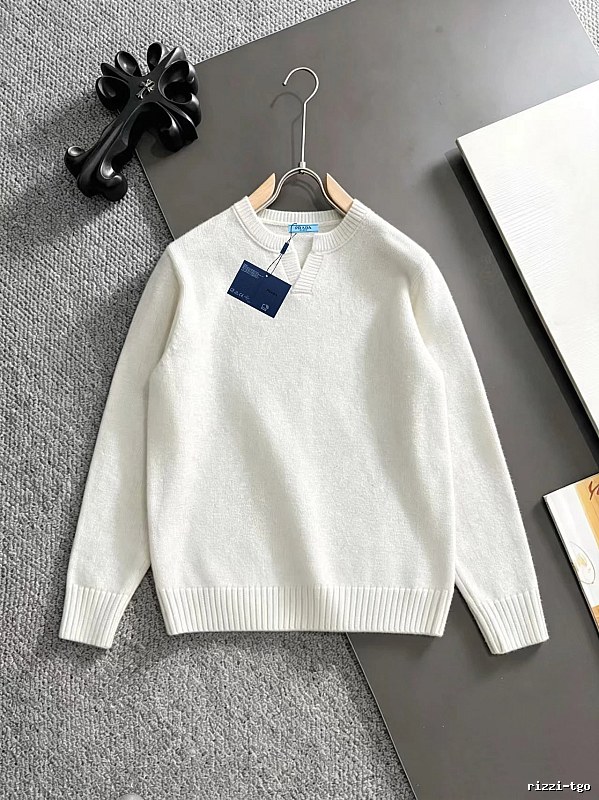 Cream Crewneck Knit Sweater with Knit Sweater for Daily Wear