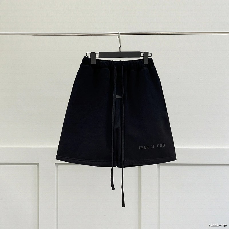 ESSENTIALS minimalist style black shorts