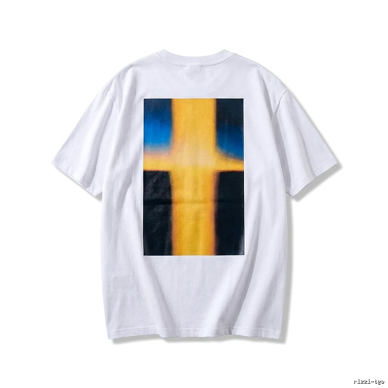 ESSENTIALS minimalist style white T-shirt