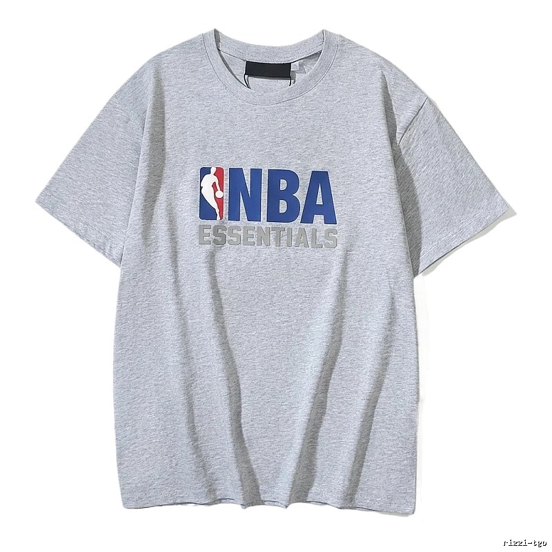 ESSENTIALS Sporty Grey T-shirt