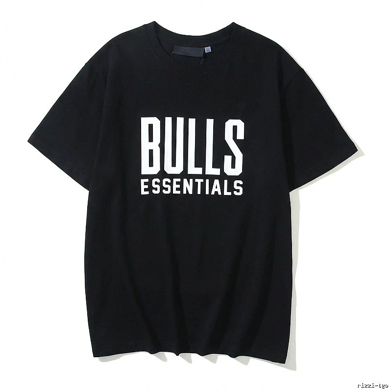 ESSENTIALS Trendy and Cool Style Black T-shirt