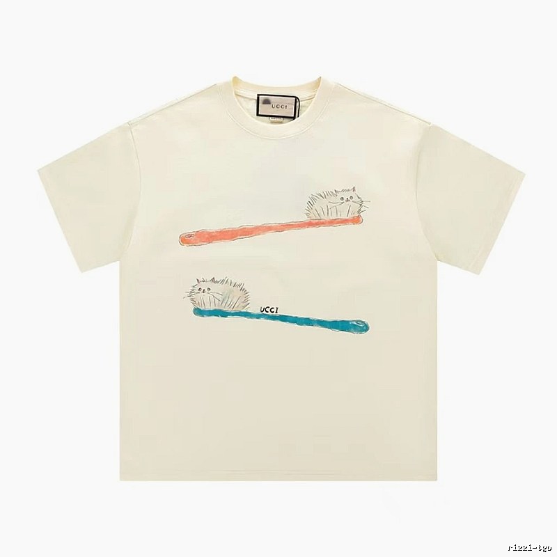 Gucci Hand-painted Cat Vintage Style Off-white T-shirt