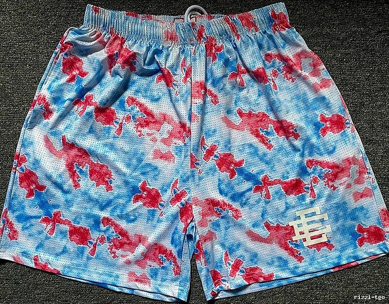 Gucci Urban Floral shorts Cream Yellow Floral with Casual Appeal