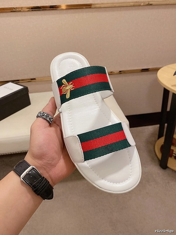 Gucci Vintage-style White Slide Sandals with Bee Webbing