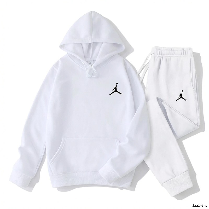 Jordan sporty white suit