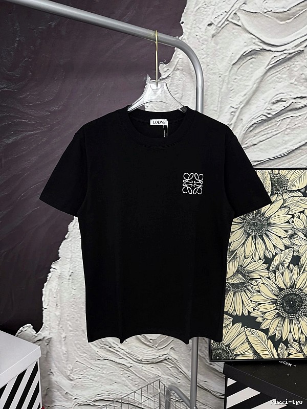 Loewe Classic Logo T-shirt Black Small Loewe for Daily Styling