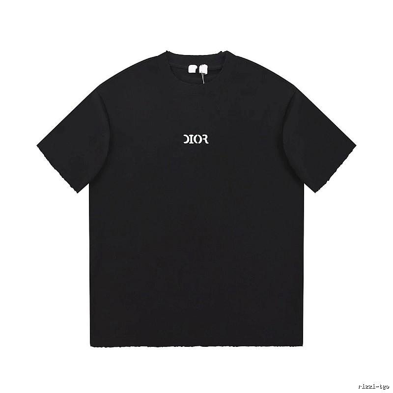 Minimalist Black Short-sleeve T-shirt with Dior Lettering