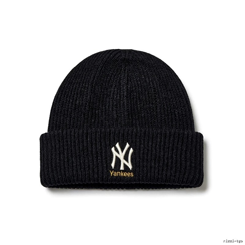 MLB New York Yankees Simple Black Knitted Hat