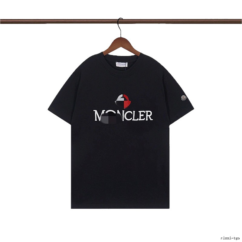 Moncler Printed Casual Black Short-sleeve T-shirt