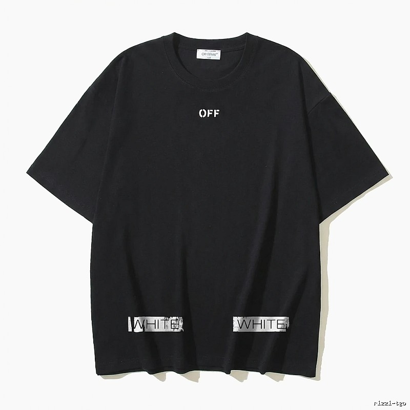 Off-White minimalist style black T-shirt