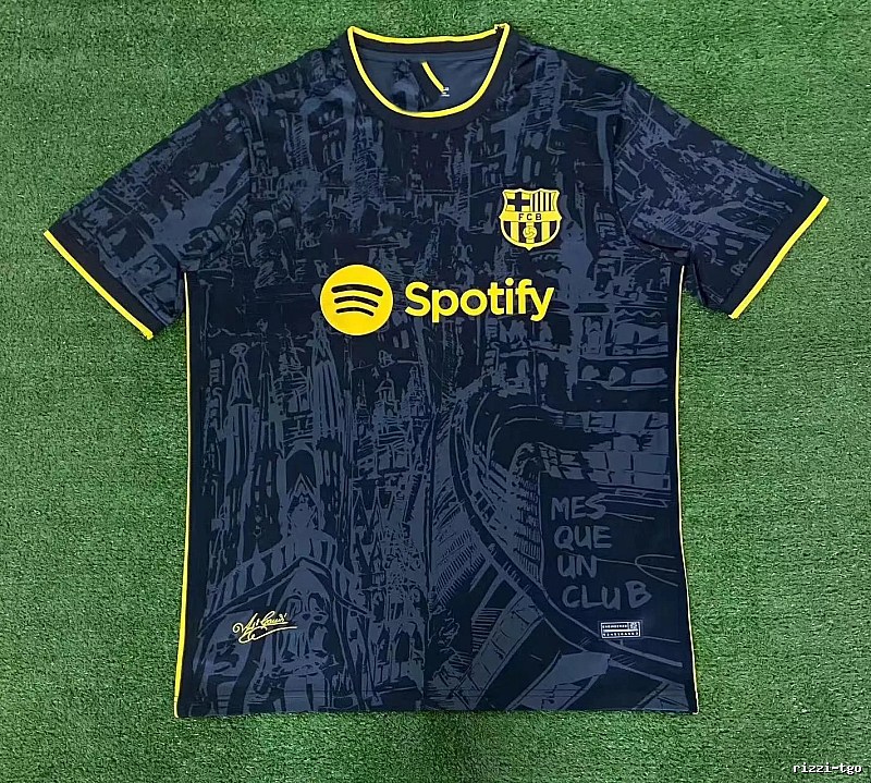 Real Madrid Commemorative-Style Look Dragon Soccer Jersey Campus Look