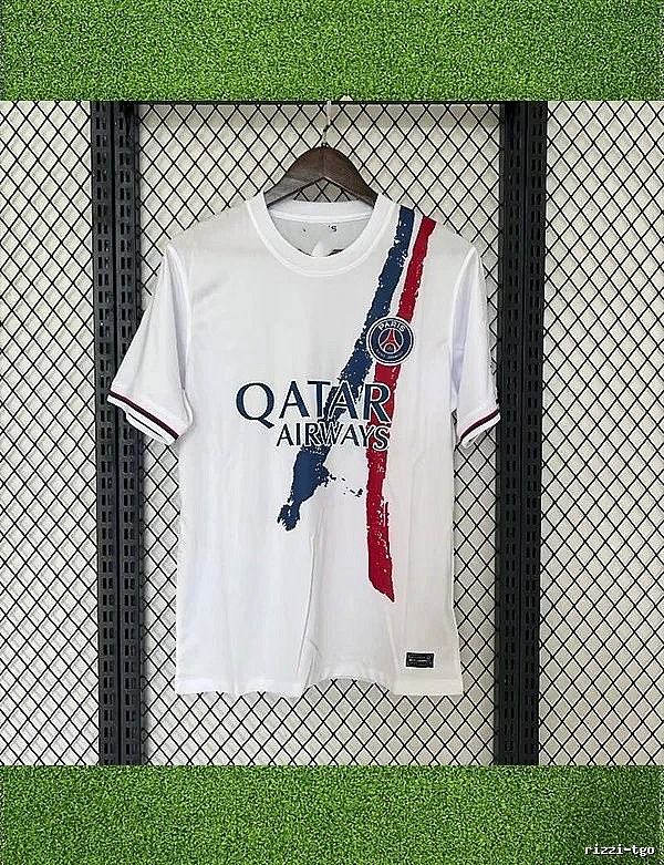 Real Madrid Premium Style Home soccer jersey White Real Madrid for Minimal Outfits