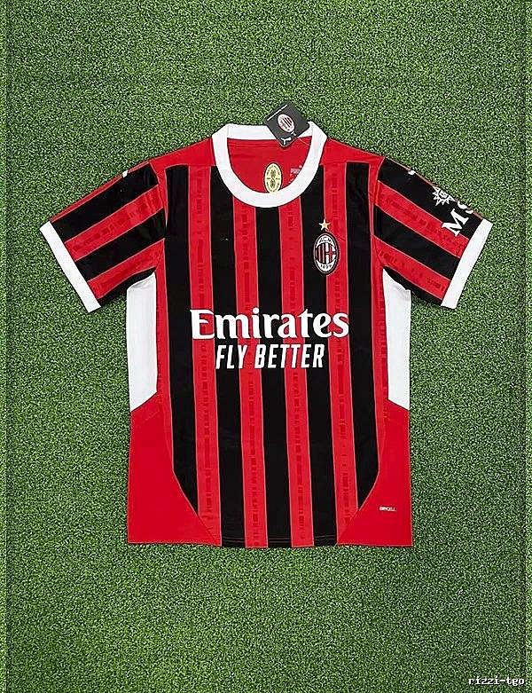 Real Madrid Relaxed Home soccer jersey White Real Madrid with Designer-Inspired Detail