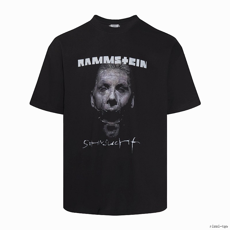 Streetwear Statement graphic T-shirt Black Colorful Lucky with Logo Accent
