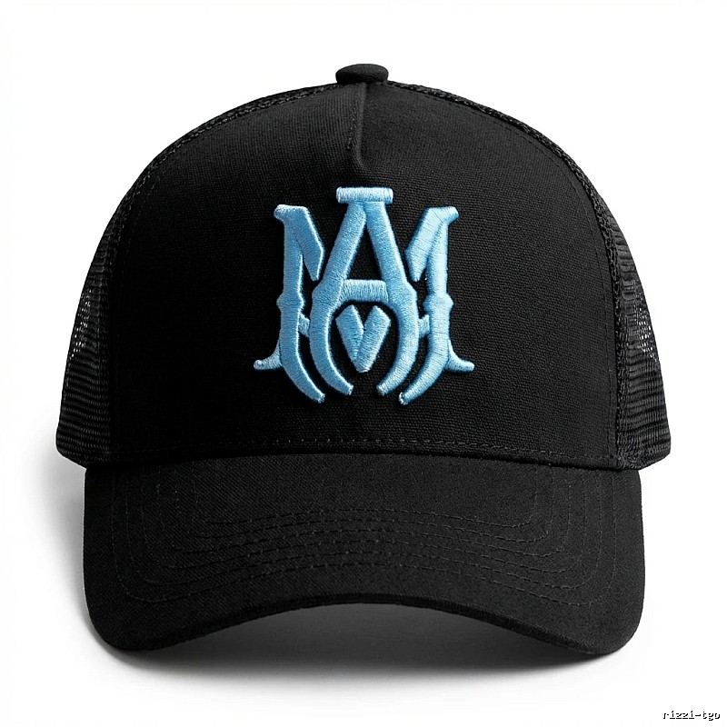 The classic black baseball cap of AMIRI.