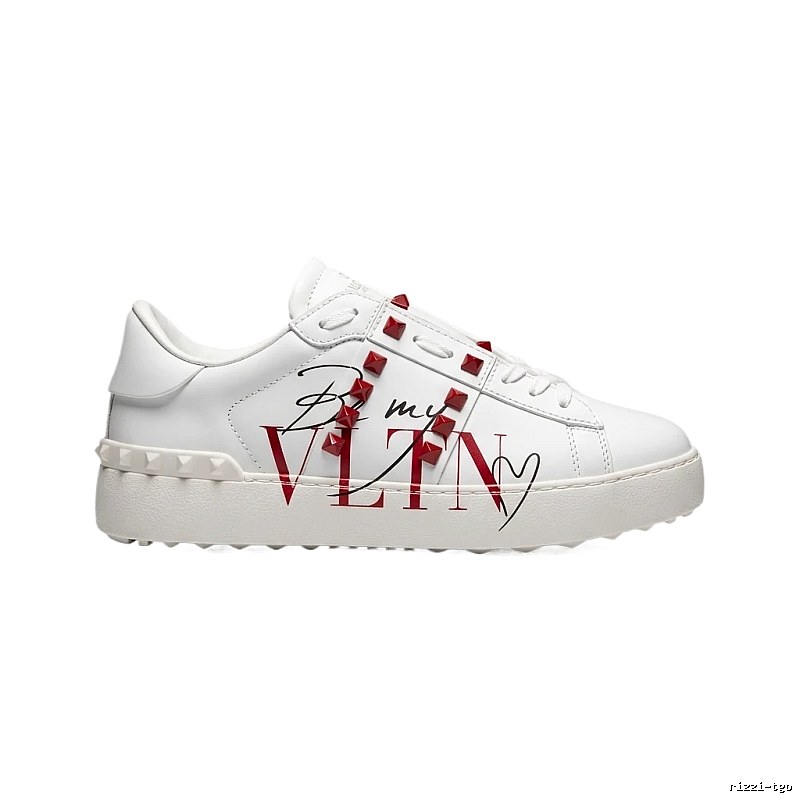 Valentino rivet trendy white shoes